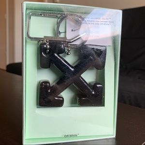 Off-White Arrows Keyring Black